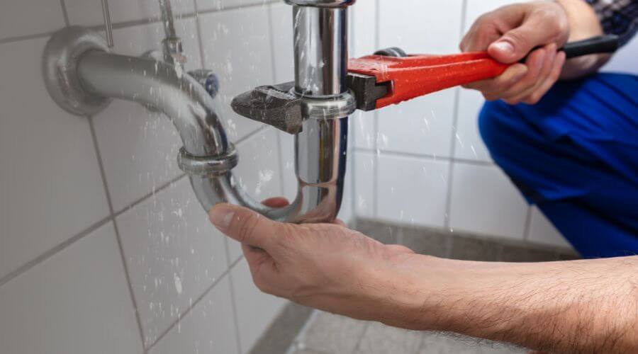 Expert burst pipe repair services in Leigh, NE